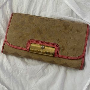 Coach wallet
